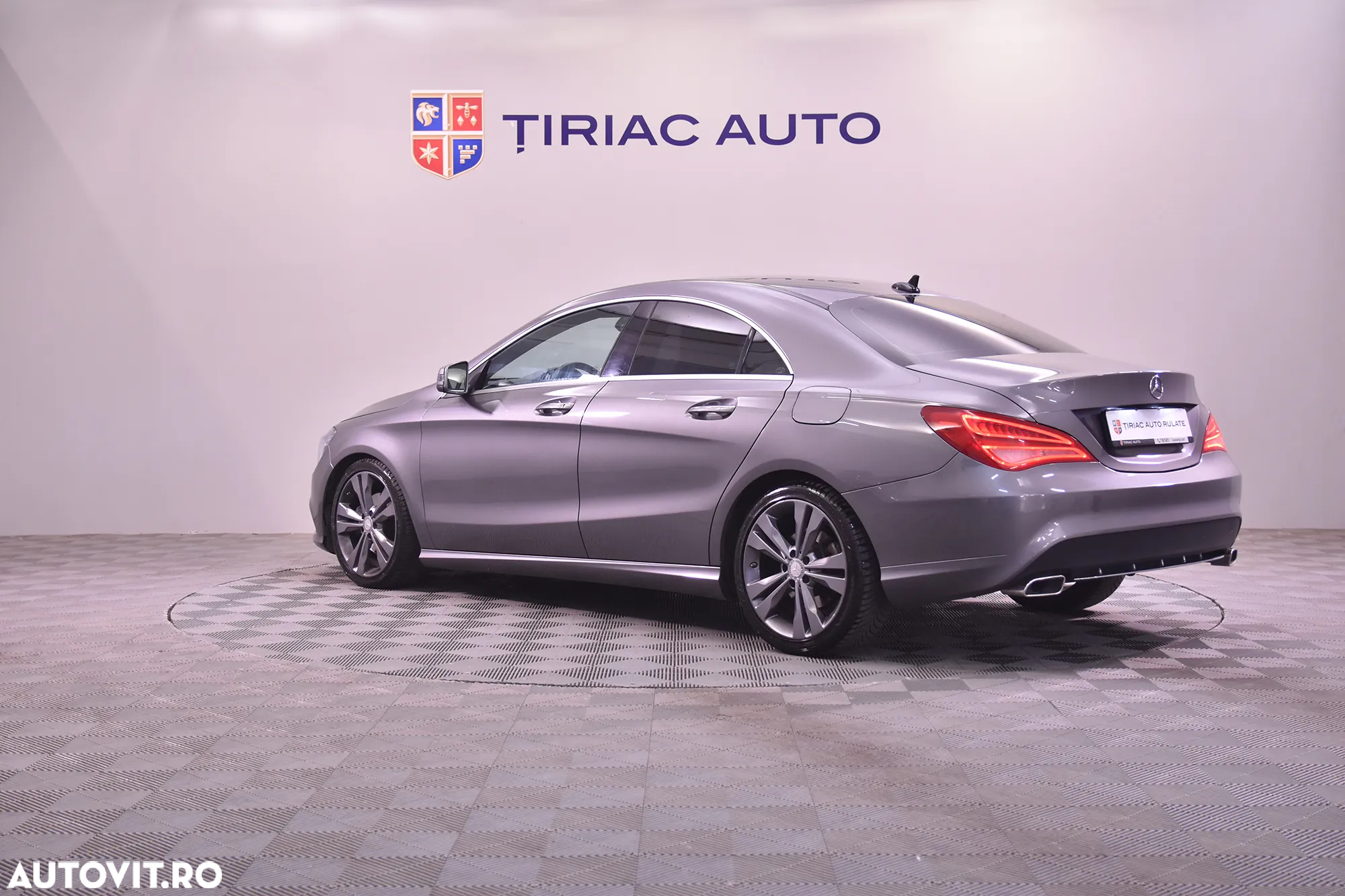 Mercedes-Benz CLA 220 d Aut. - 3