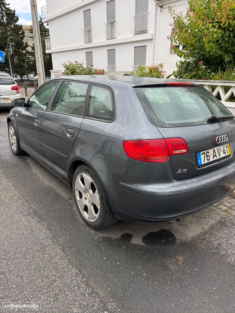 Audi A3 Sportback 2.0 TDi - 4