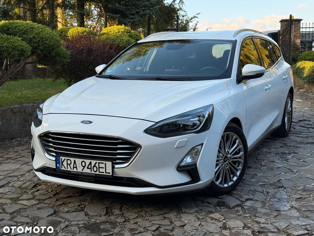 Ford Focus 1.5 EcoBlue Start-Stopp-System TITANIUM - 1
