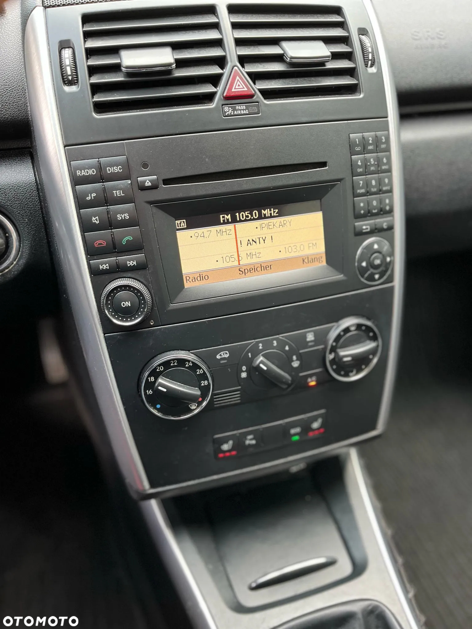 Mercedes-Benz Klasa A 160 BlueEFFICIENCY Avantgarde Special Edition - 30