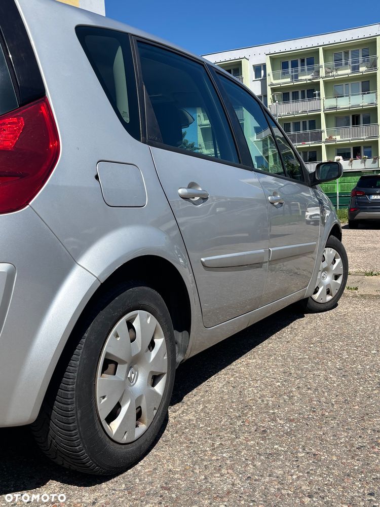 Renault Scenic 1.6 16V Expression - 14