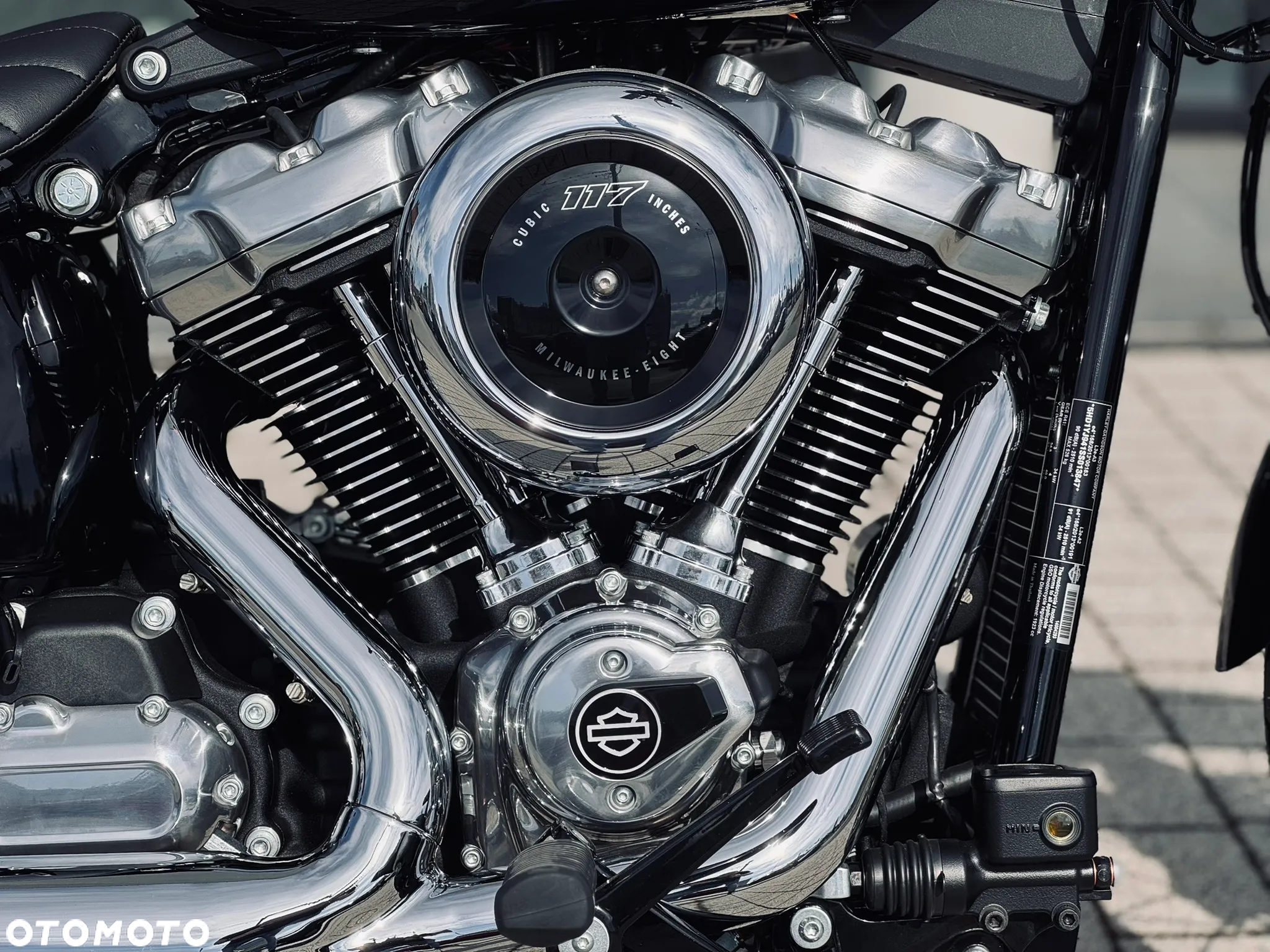 Harley-Davidson Softail Street Bob - 8