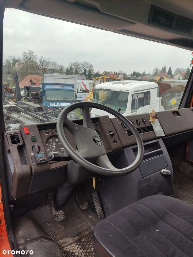 Mercedes-Benz 508D - 5