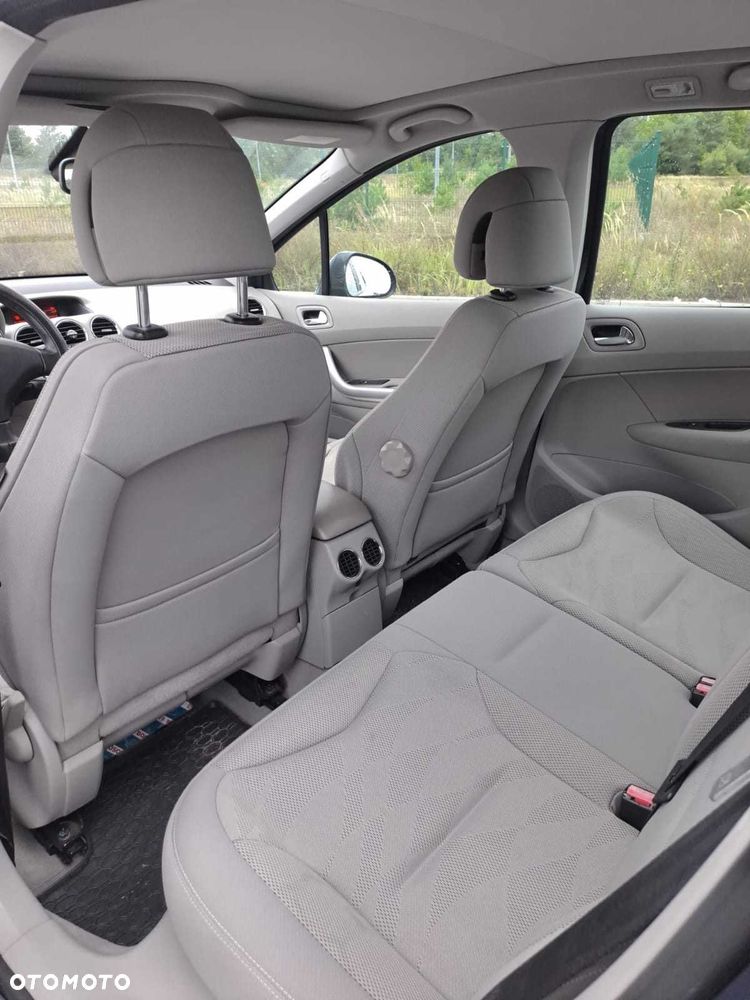 Peugeot 308 - 7
