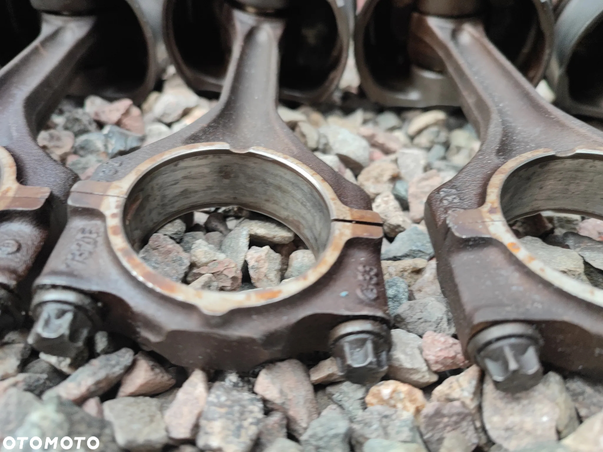 BMW E36 / E39 / E38 / Z3 / E34  ORYGINALNE TŁOKI + KORBOWODY DO SILNIKÓW GAMY M52B25 / M50B25 1XVANOS O NR. 11 24 1 739 725 / 11 24 1 437 211 / 11 25 1 703 456 OEM W DOBRYM STANIE - 11