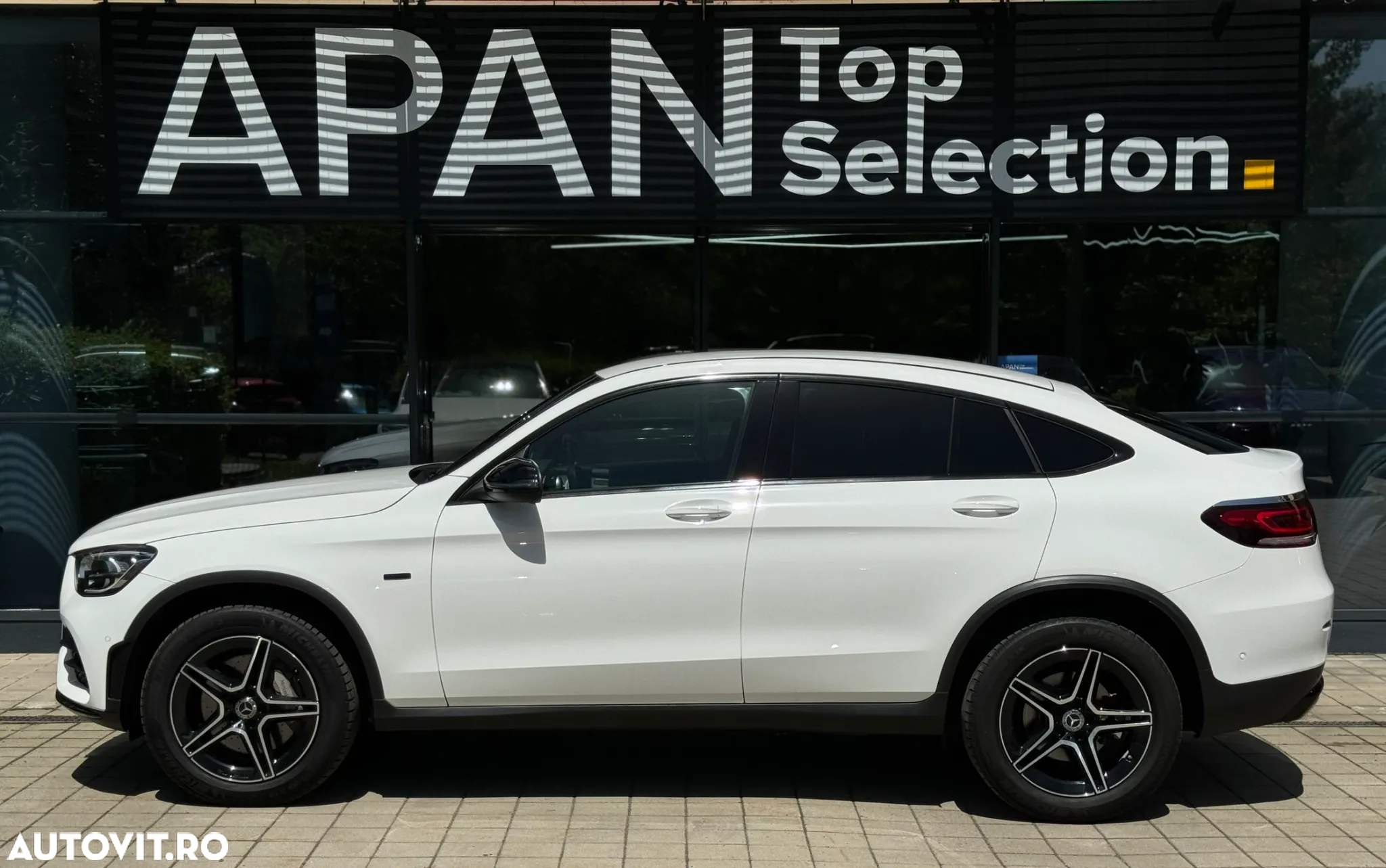 Mercedes-Benz GLC 300 e 4MATIC - 7