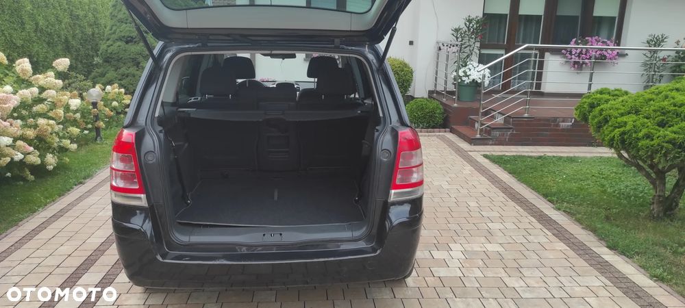 Opel Zafira 1.8 Active - 11