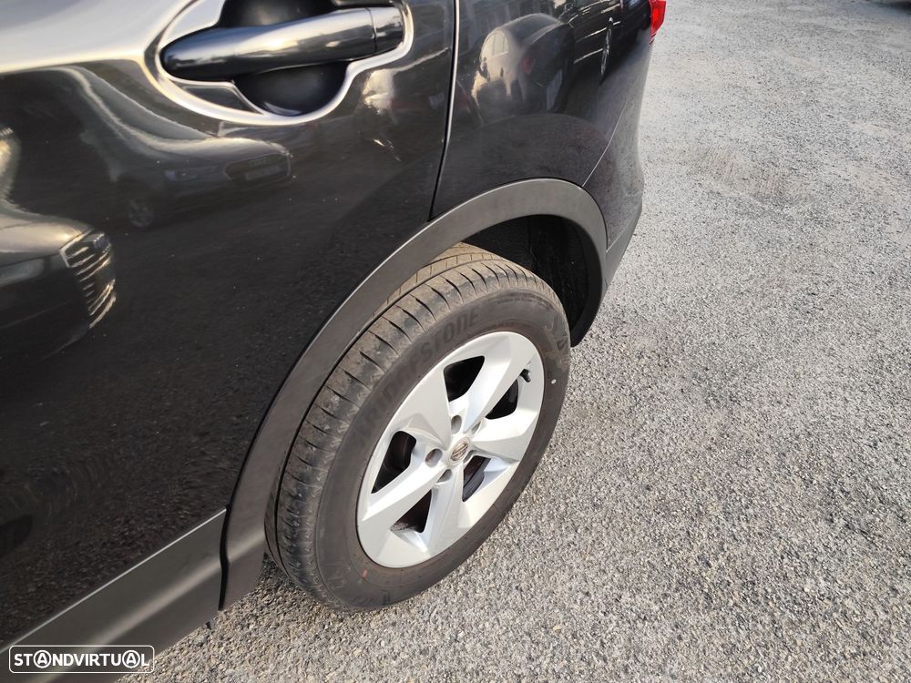 Nissan Qashqai 1.5 dCi N-Connecta - 7