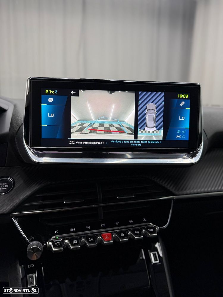 Peugeot e-2008 Allure - 18