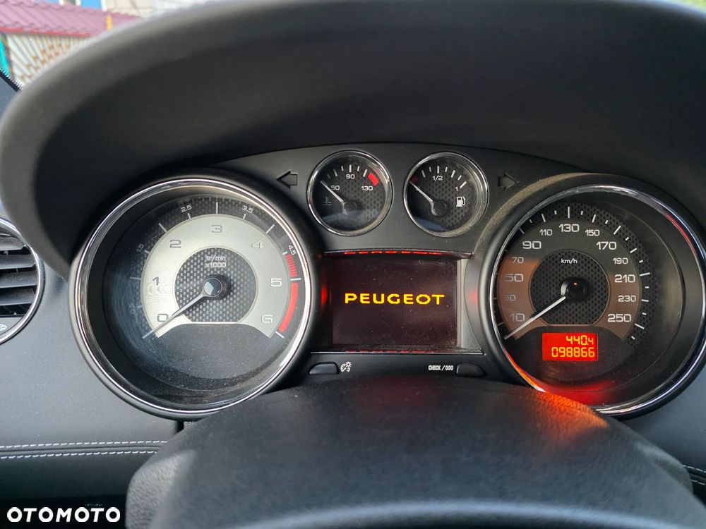 Peugeot RCZ 2.0 HDi FAP 160 - 22