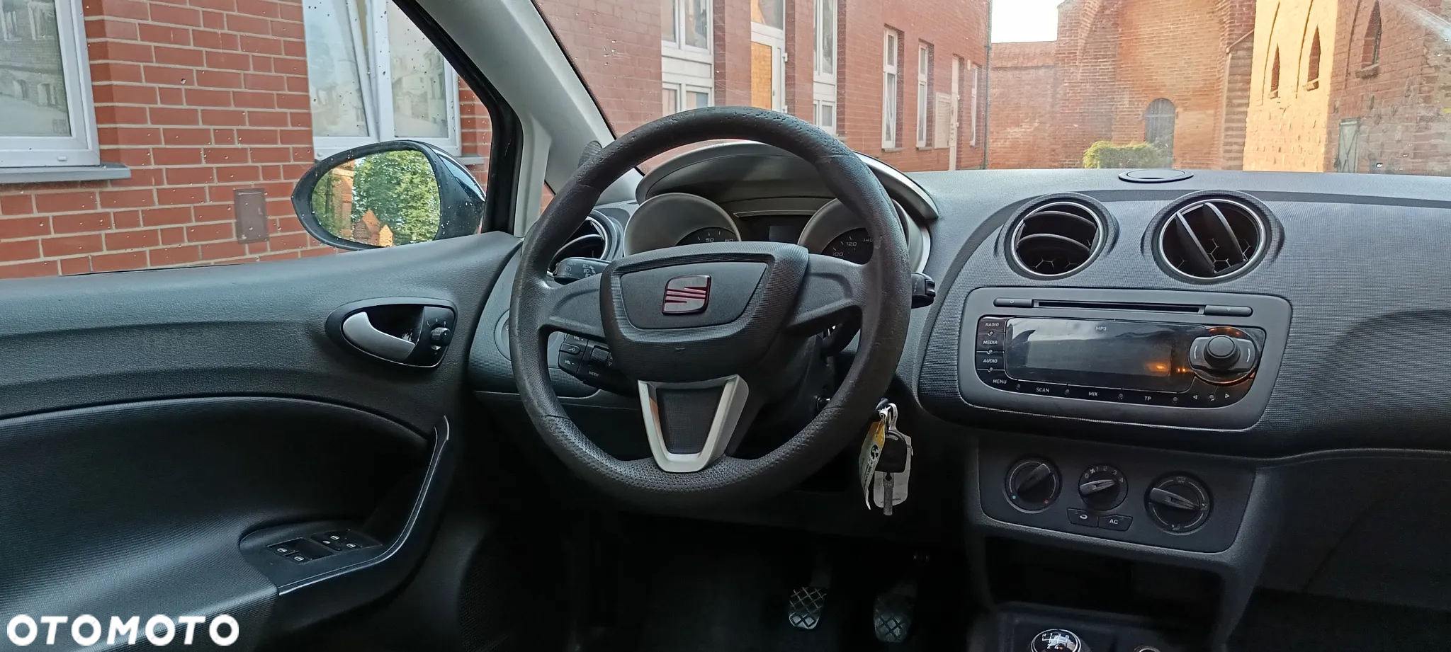 Seat Ibiza 1.4 16V Style - 16
