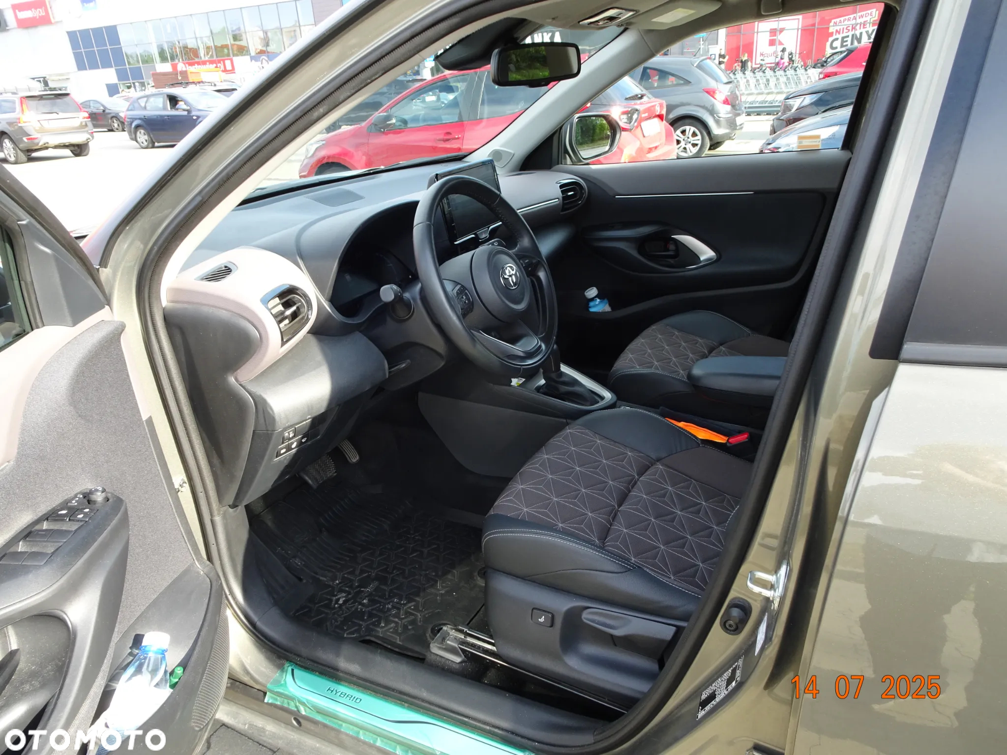 Toyota Yaris Cross Hybrid 1.5 Executive 4x4 - 6