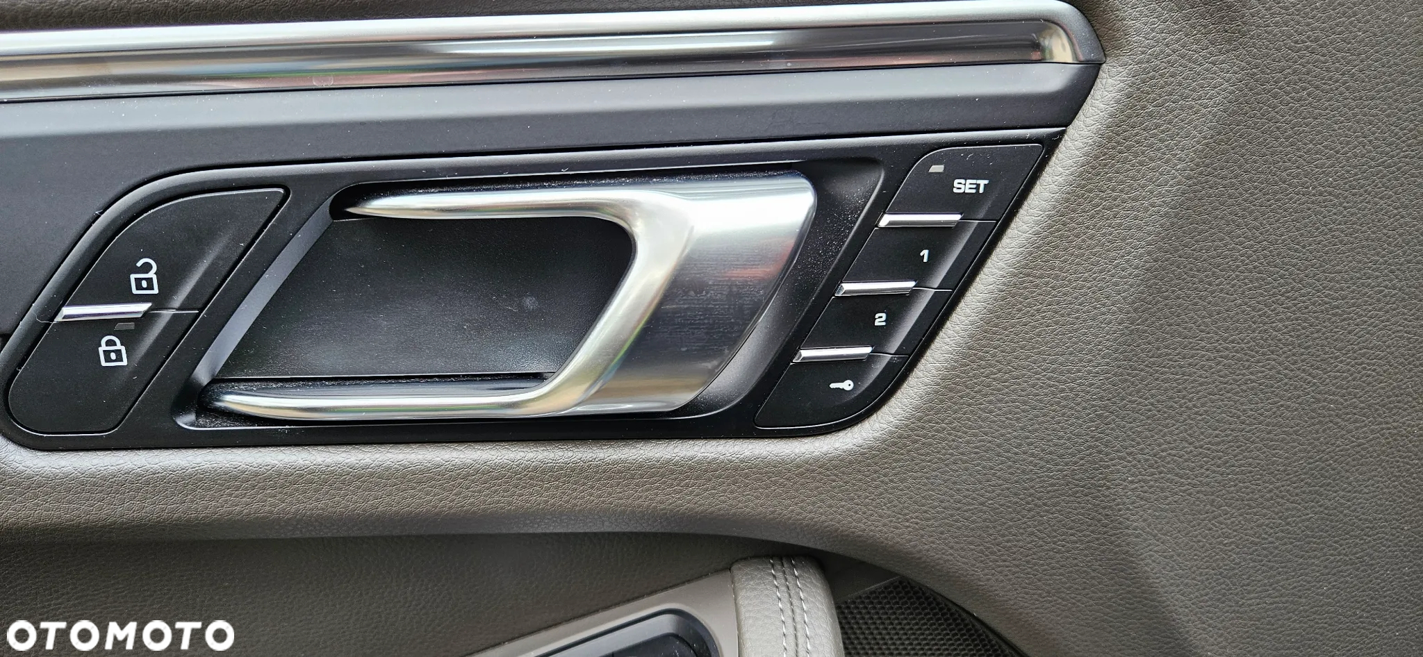 Porsche Macan Standard - 10
