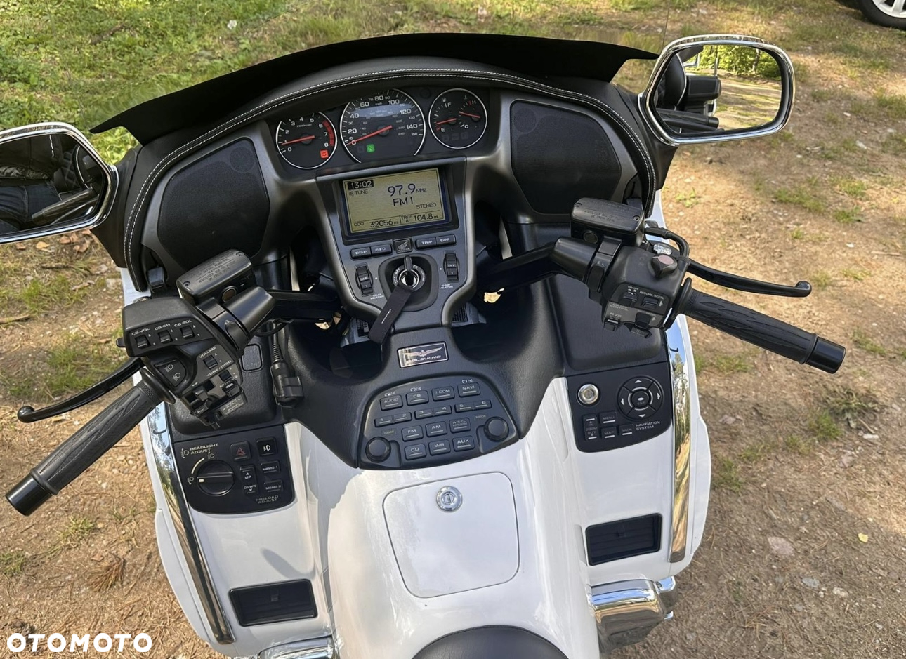 Honda GL - 12