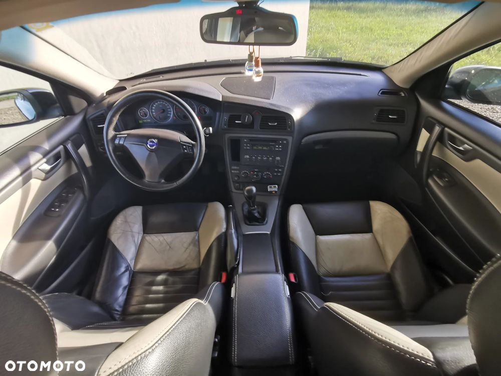 Volvo S60 2.4D5 Summum - 15