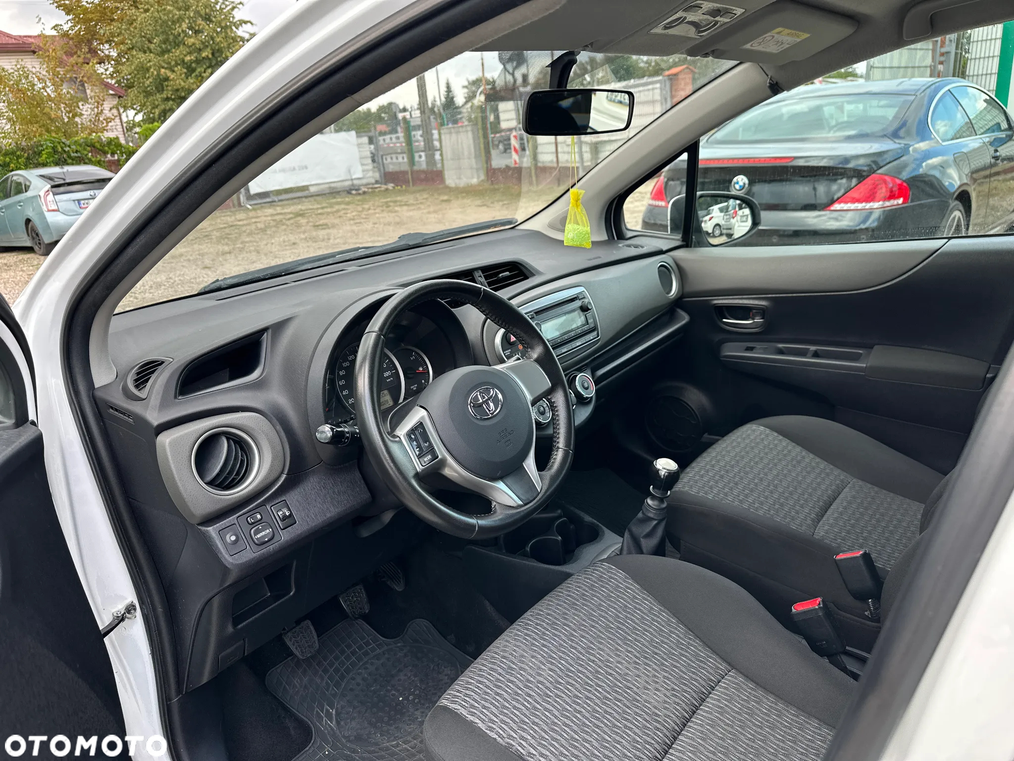 Toyota Yaris - 13