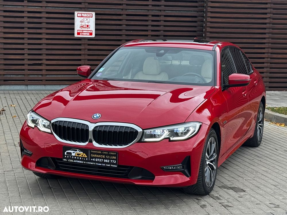 BMW Seria 3 330e xDrive Aut. Luxury Line - 3