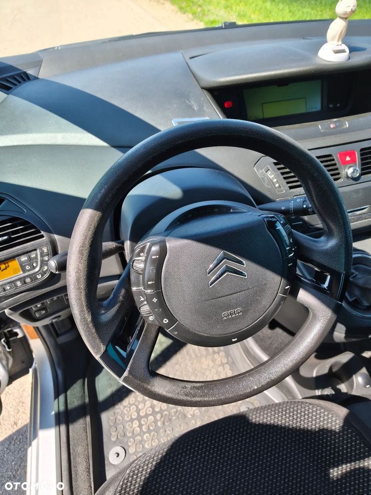 Citroën C4 Picasso - 15