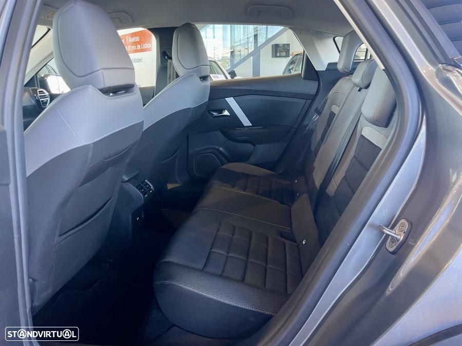 Citroën C4 1.2 Hybrid Plus e-DSC6 - 28