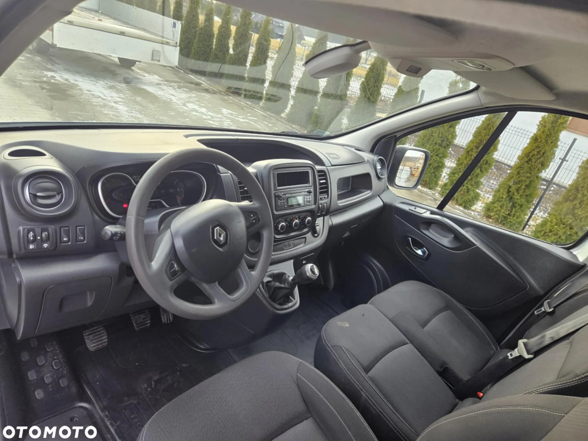 Renault TRAFIC - 8