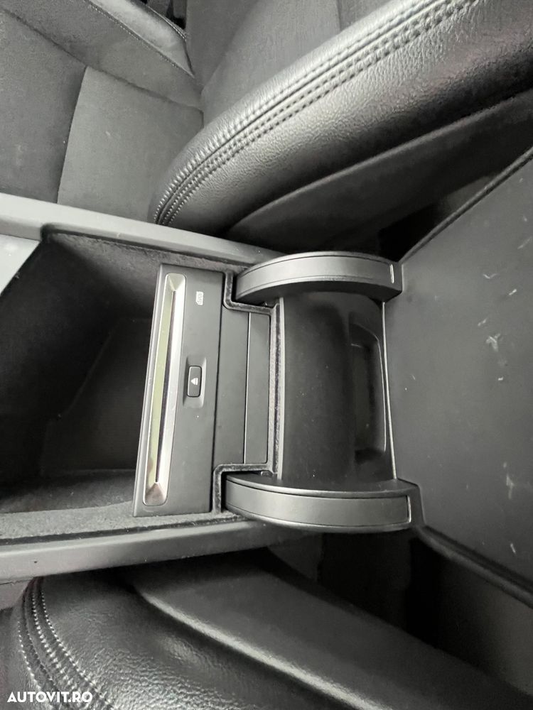 Volvo XC 60 - 23