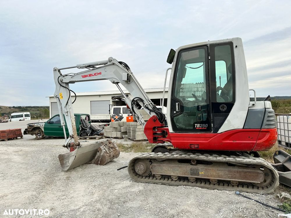 Takeuchi - 6