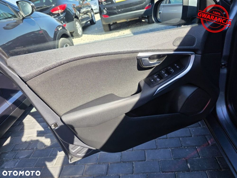 Volvo V40 - 35