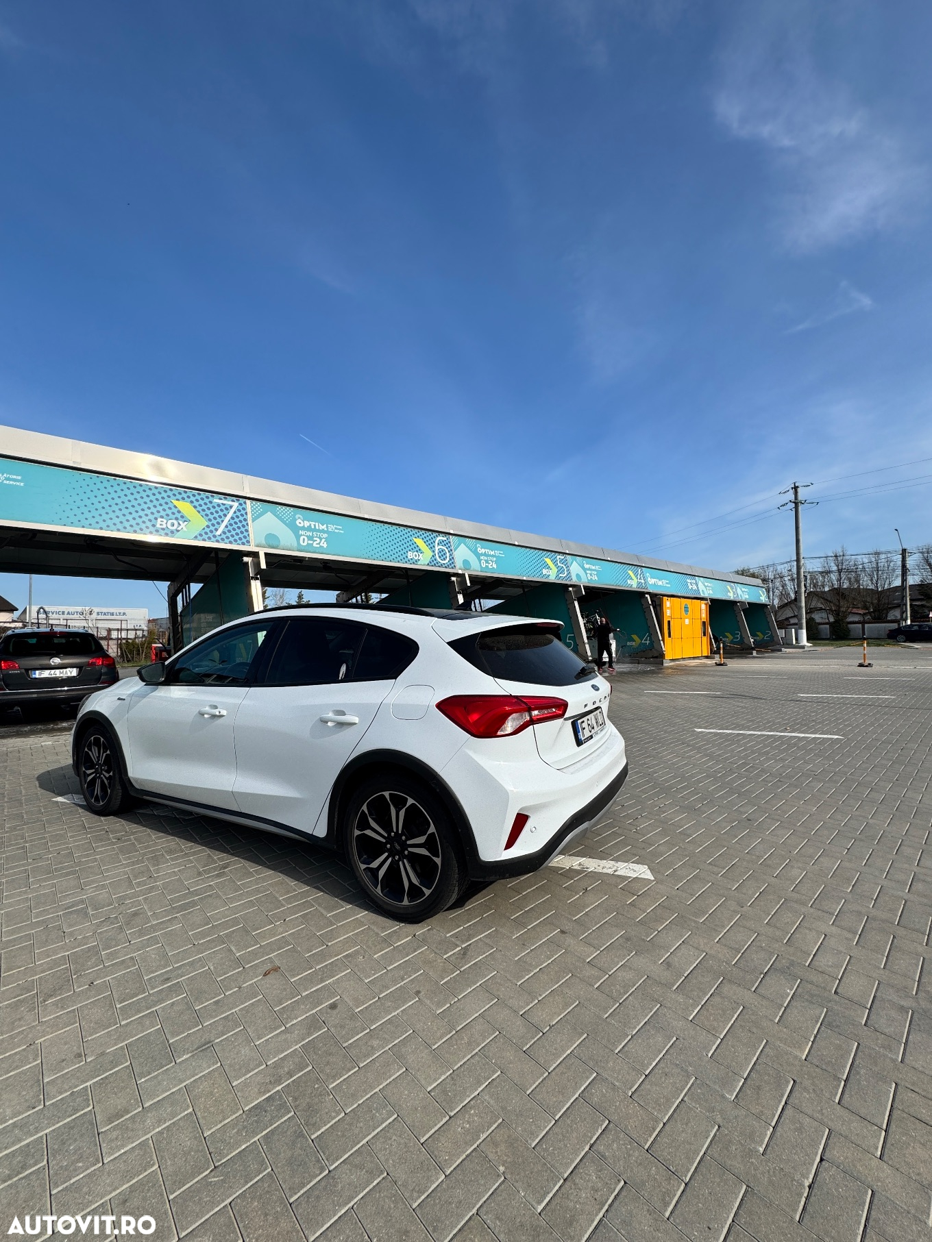 Ford Focus 1.0 EcoBoost Active Business - 4