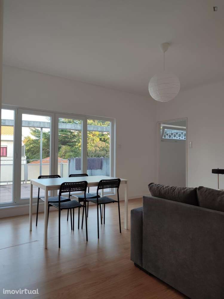 Quarto - localizado em Paranhos Porto - Grande imagem: 4/16