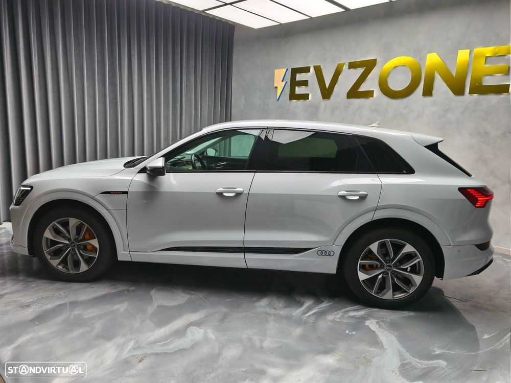 Audi e-tron 55 quattro S line - 4
