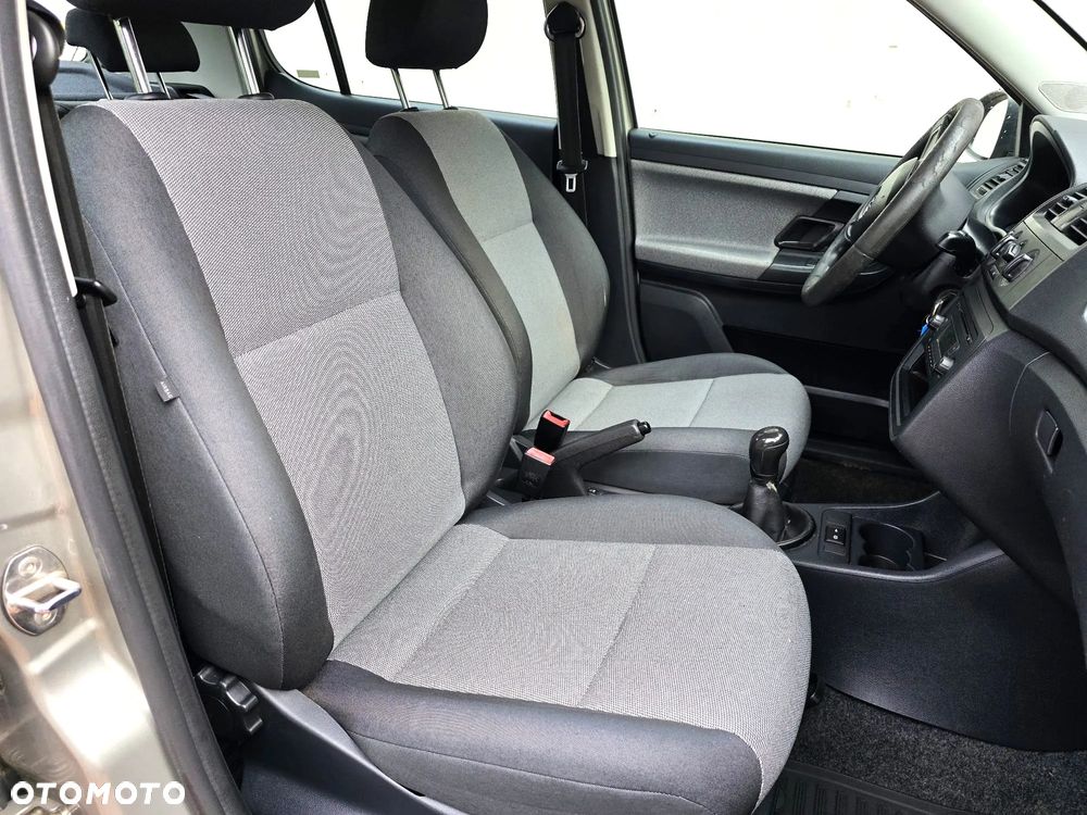 Skoda Fabia 1.4 16V Active Plus - 12