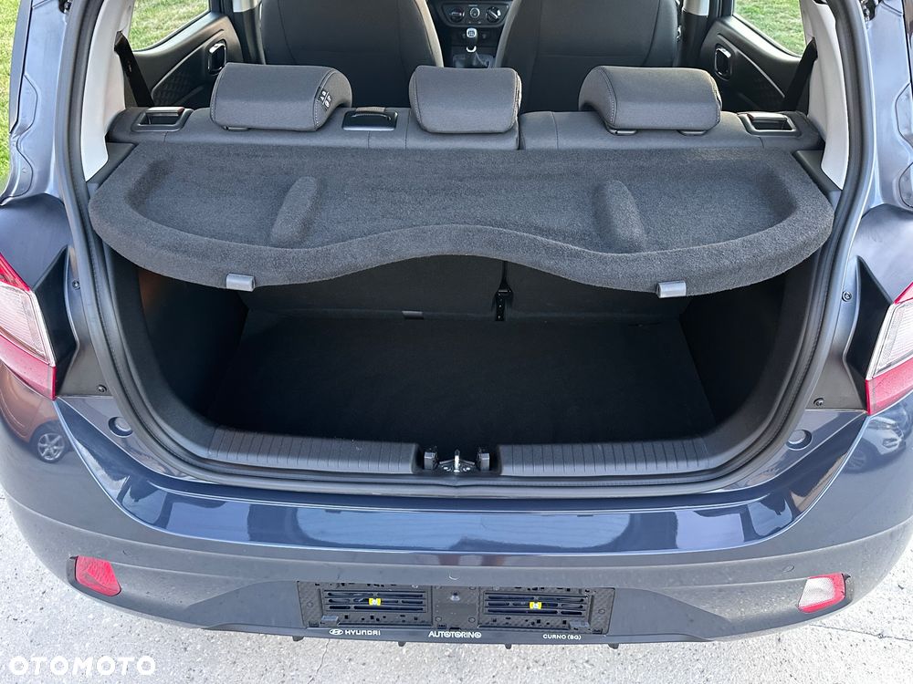 Hyundai i10 - 25
