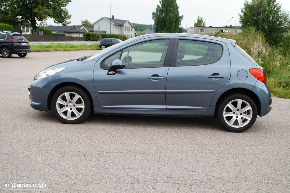 Peugeot 207 - 2