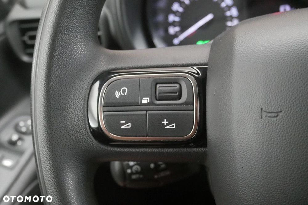 Citroën Berlingo M 1000kg 1.5 Bluehdi 102KM S&S M6 Właścicielem pojazdu jest Ayvens Financial Services Polska - 18