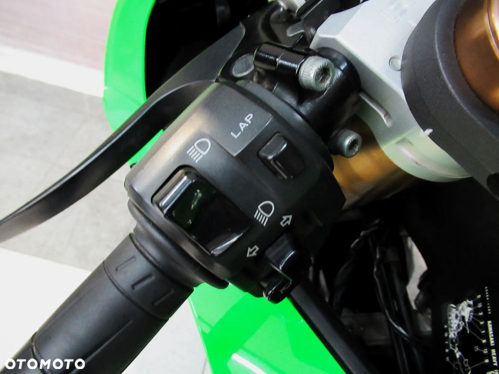 Kawasaki Ninja - 21