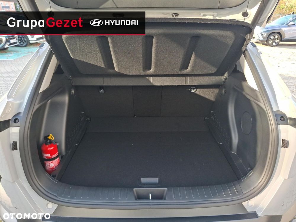 Hyundai Kona - 17