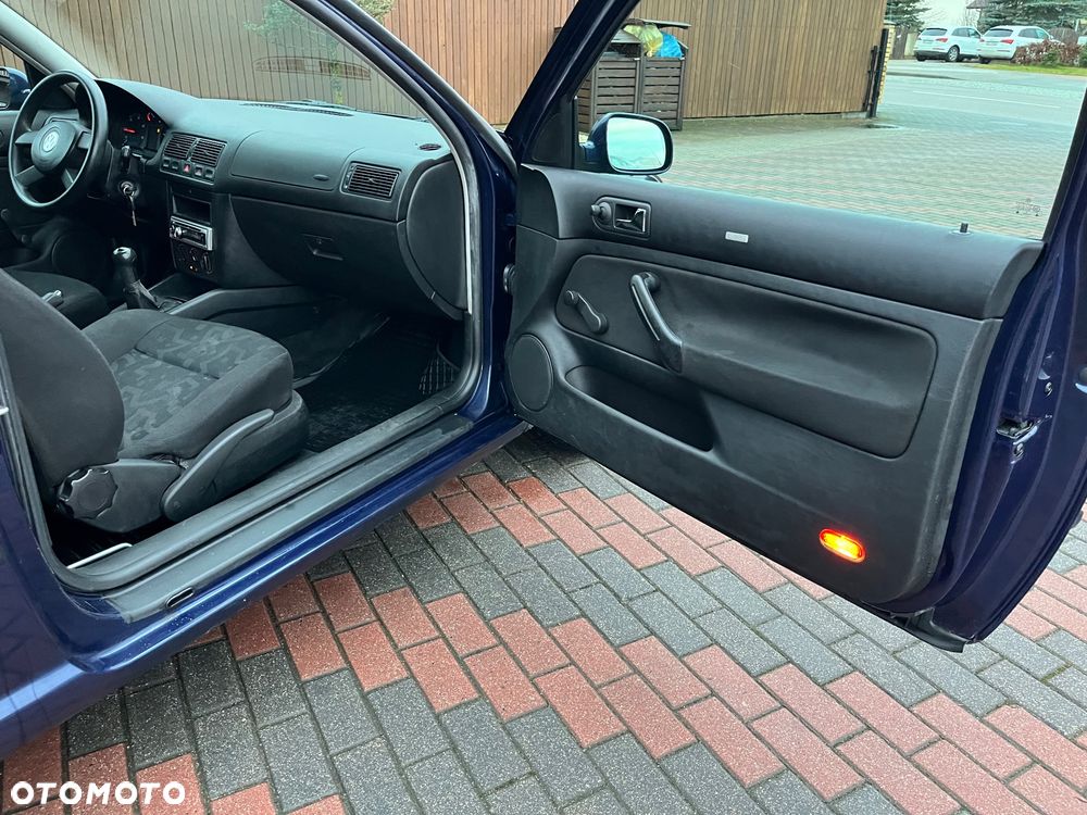 Volkswagen Golf 1.9 GL TDI - 7