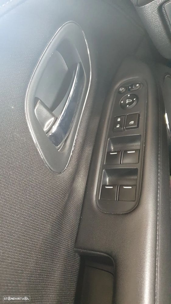 Honda HR-V 1.5 i-VTEC Executive CVT - 8