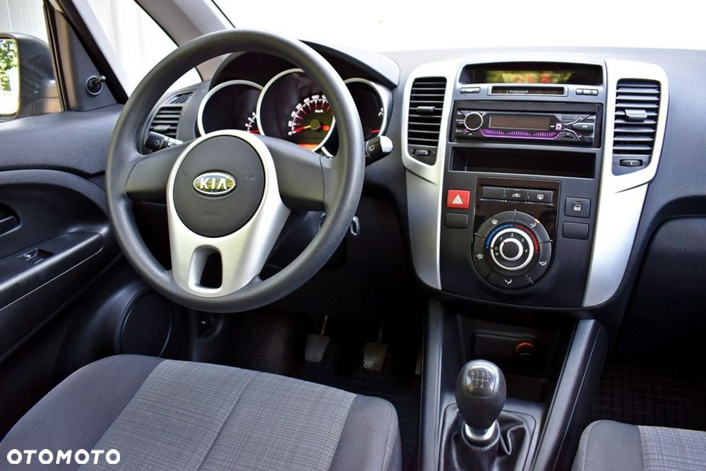 Kia Venga 1.4 S - 16