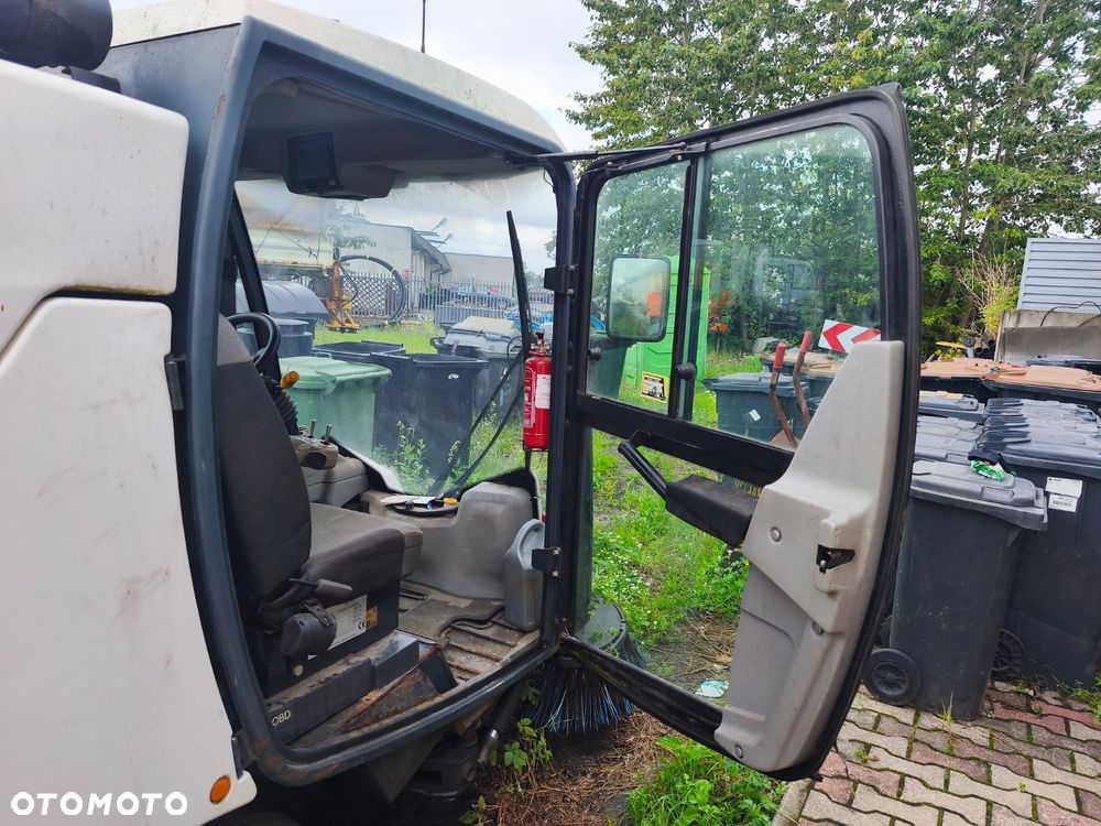 Johnston 142A 101T Sweepers - 14