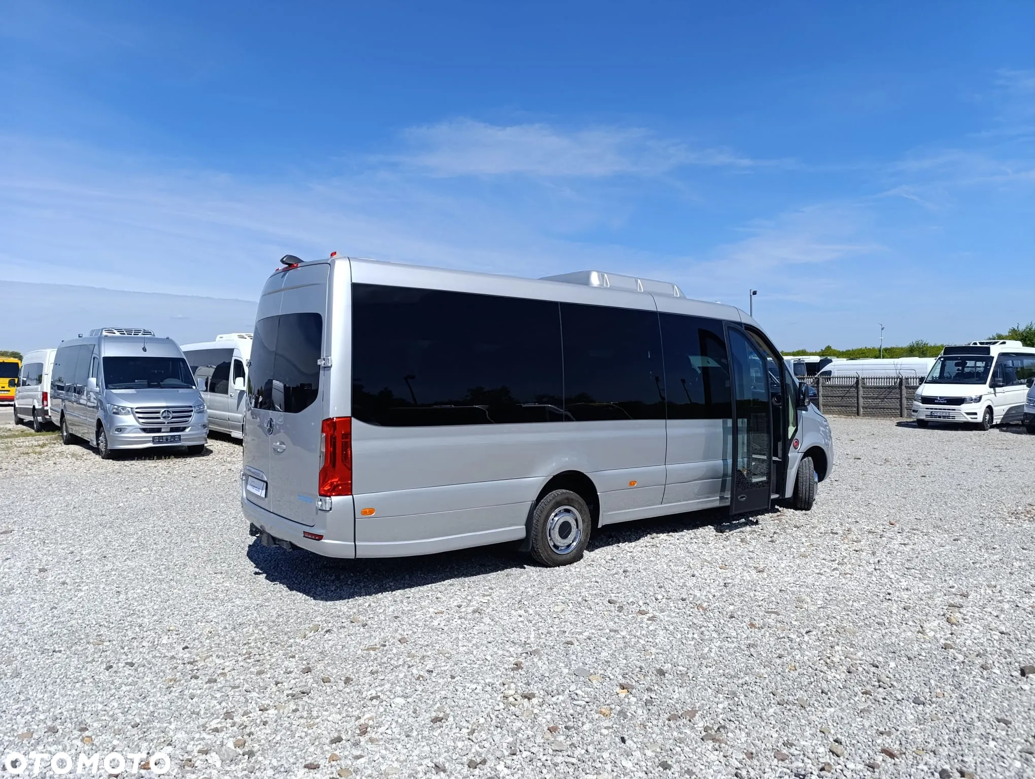 Mercedes-Benz Sprinter 517 - 4