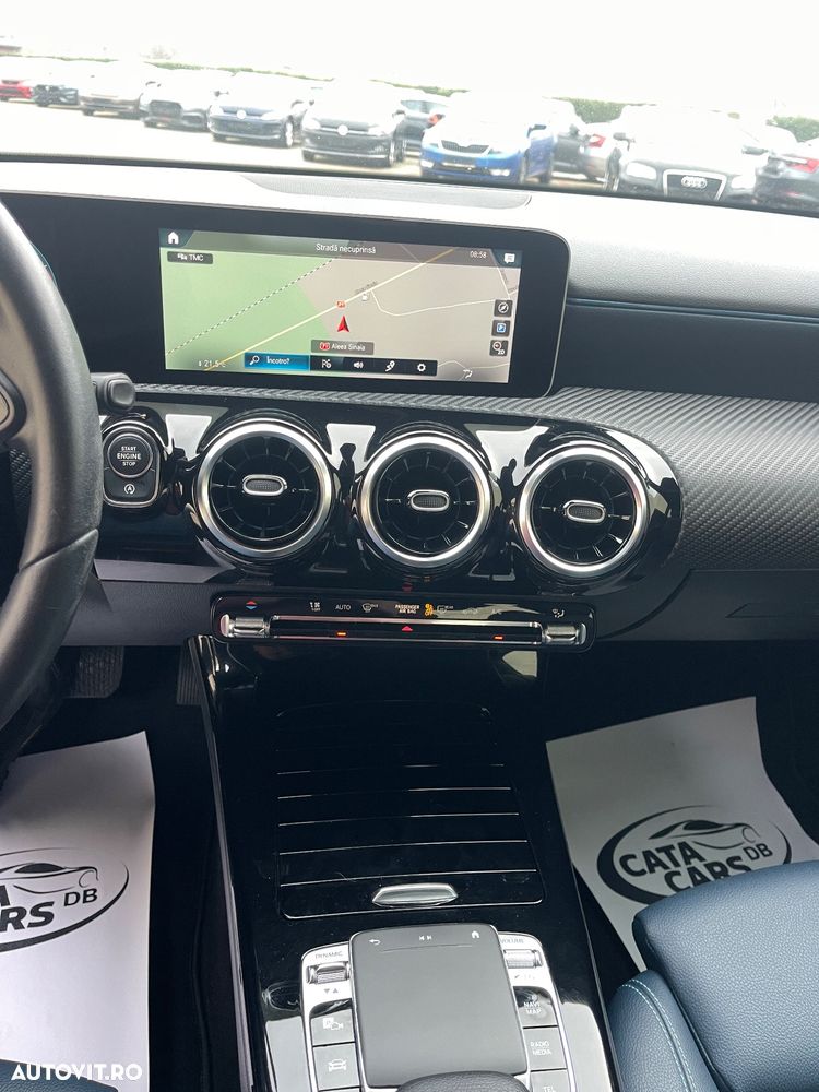 Mercedes-Benz A 180 d Sedan Aut. - 33