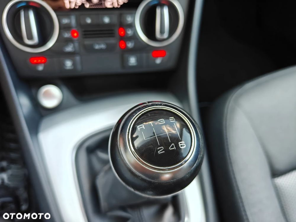 Audi Q3 2.0 TDI Design - 33