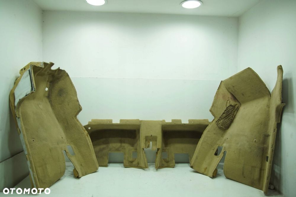 WYKŁADZINA DYWAN PODŁOGA 8L83 MERCEDES CL600 BiTurbo W216 6.0 V12 - 6