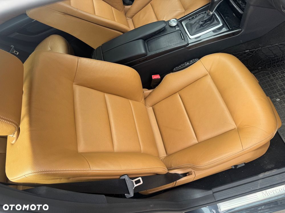 Mercedes-Benz Klasa E 220 CDI BlueEff Avantgarde - 16