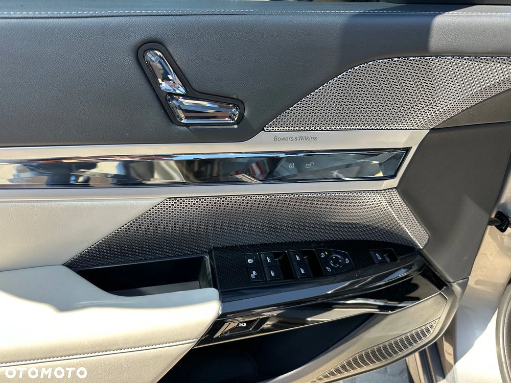 BMW Seria 7 - 10