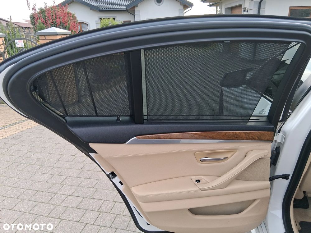 BMW Seria 5 535i - 8