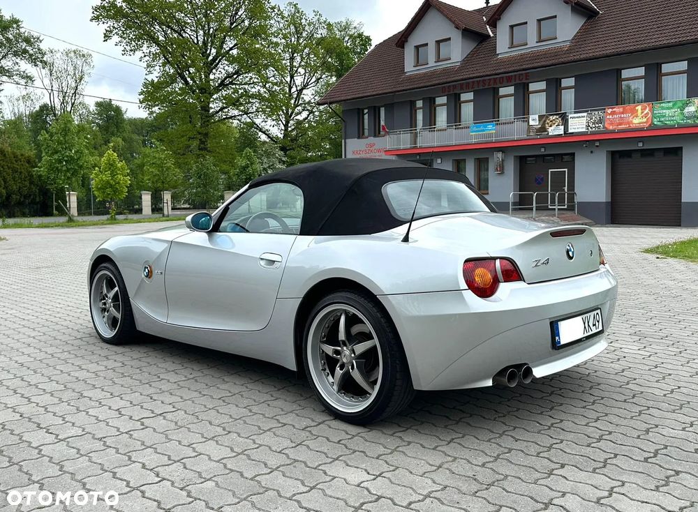 BMW Z4 2.2i - 20