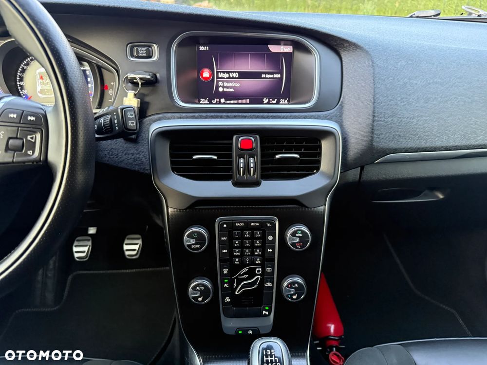 Volvo V40 D2 RDesign - 31