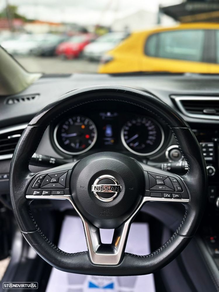 Nissan Qashqai 1.2 DIG-T N-Connecta RS+PS 18 - 6